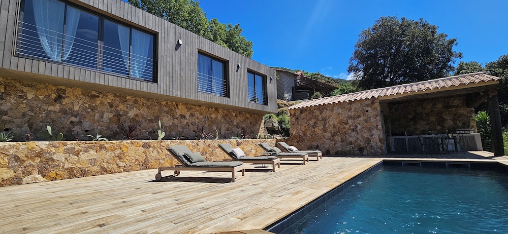 Villa U Casa Legnu & sa Bergerie