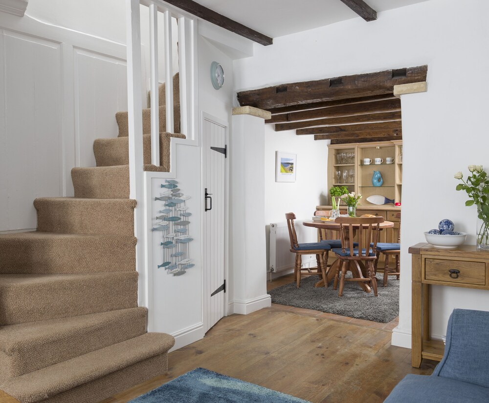 Fossil Cottage view 5