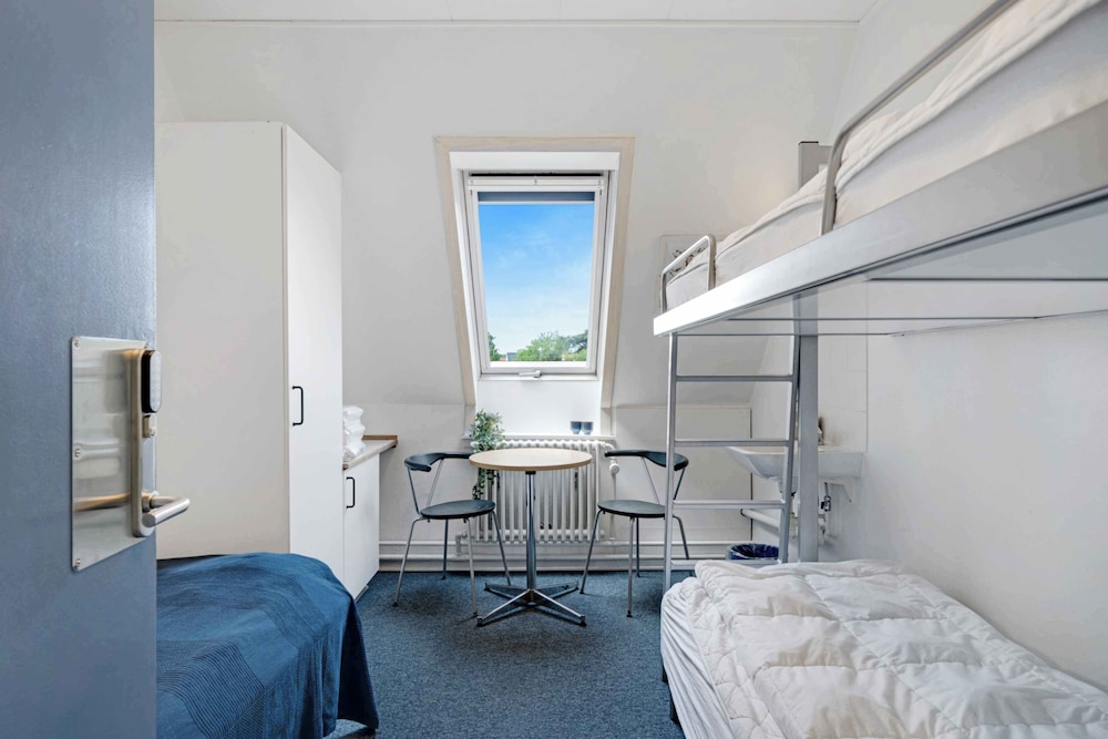 Odense Vacations - Kragsbjerggaard Vandrerhjem  Hotel - Hostel - Property Image 13