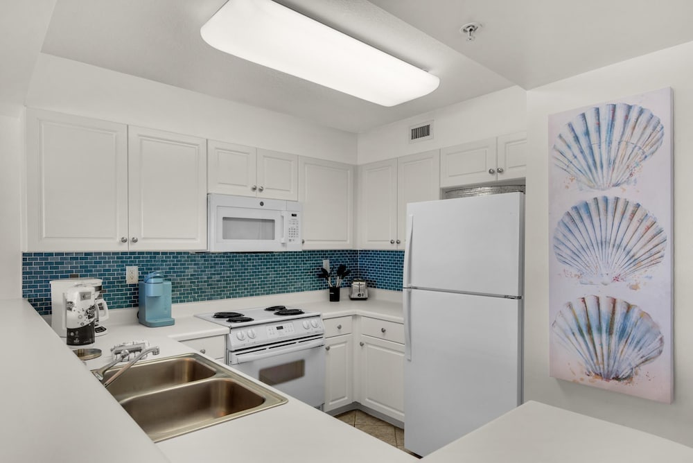 Pelican Isle 211- Sugar Sands Retreat