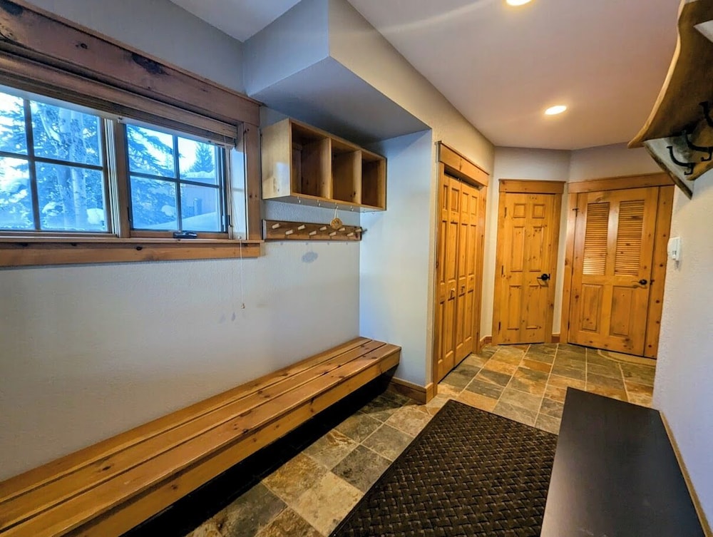Settlers Creek 6540