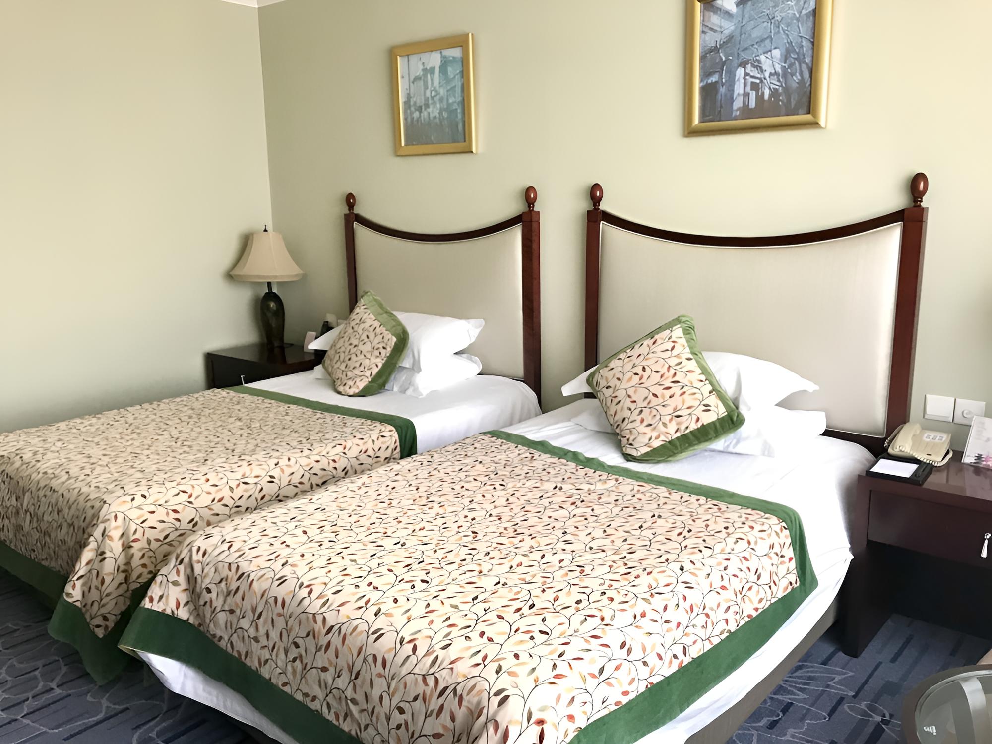 The Bund Riverside Hotel