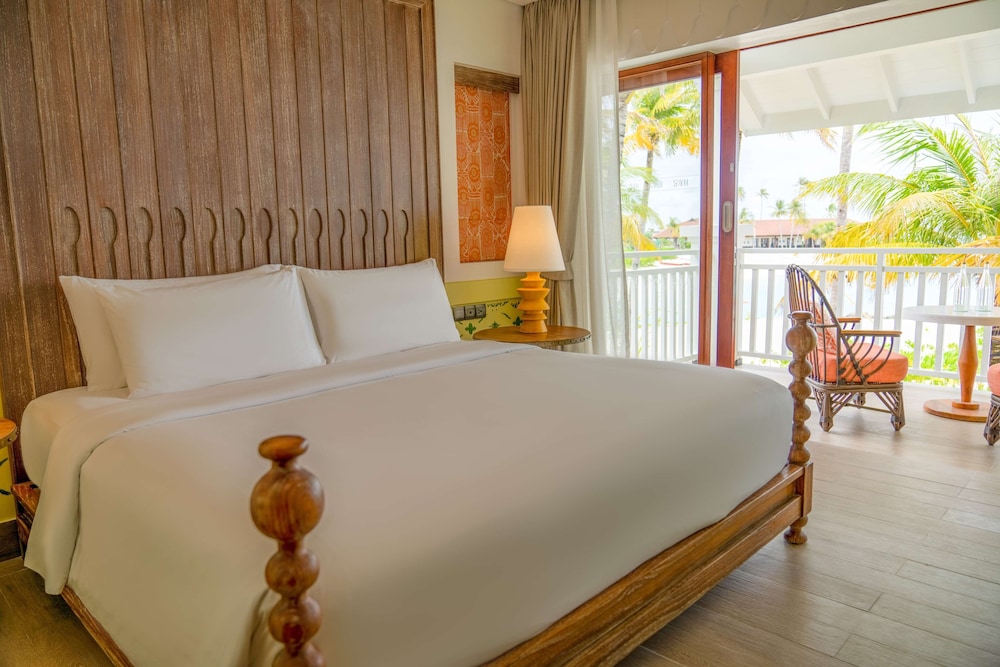 SAii Lagoon Maldives, Curio Collection By Hilton 20