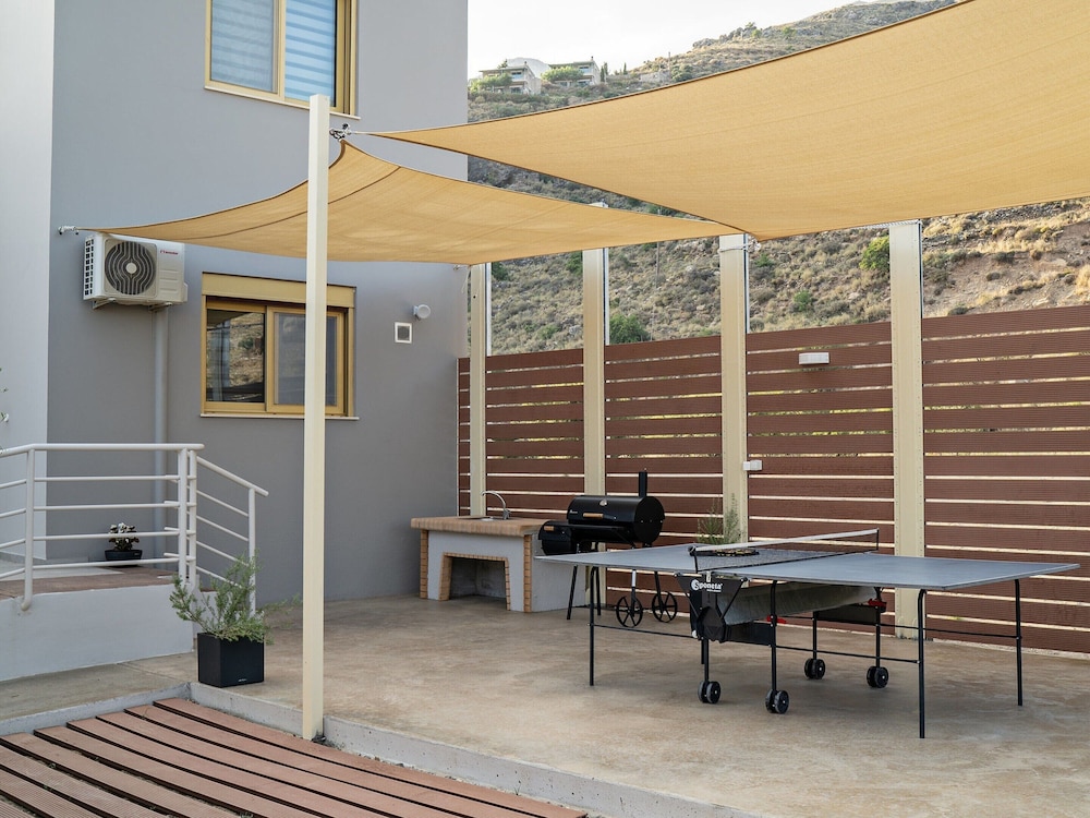 Villa in Mariou With Pool Near Plakias Beach