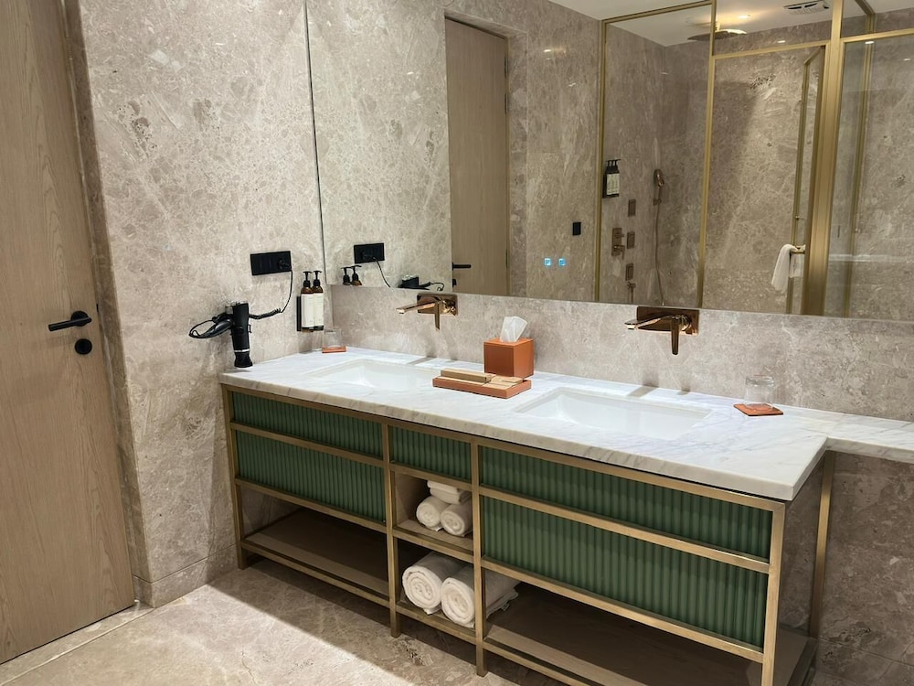 The Aaureum Resort & International Convention Centre