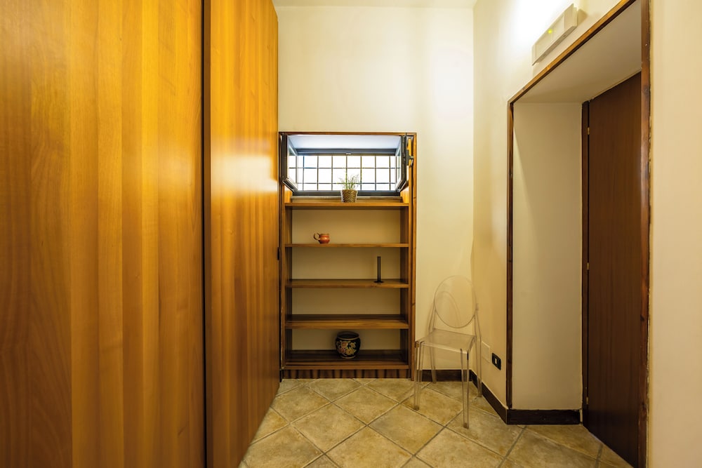 Stairway to the Vista Flat