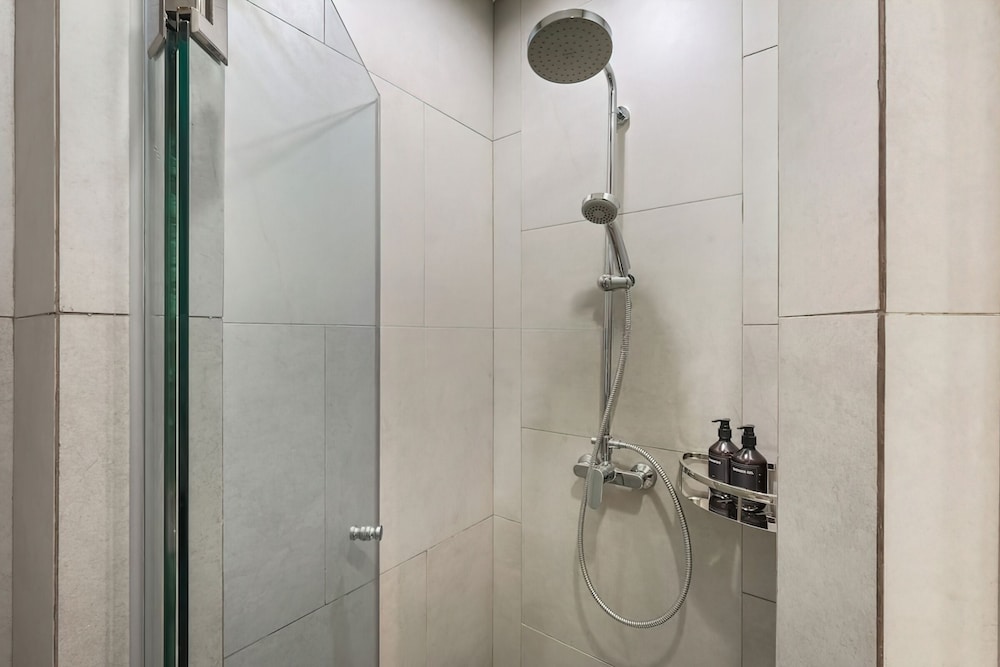 Premium Luxury Menara Jakarta Residence