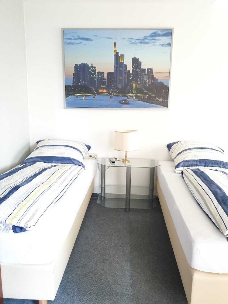 Hotel - Pension - Weller view 4