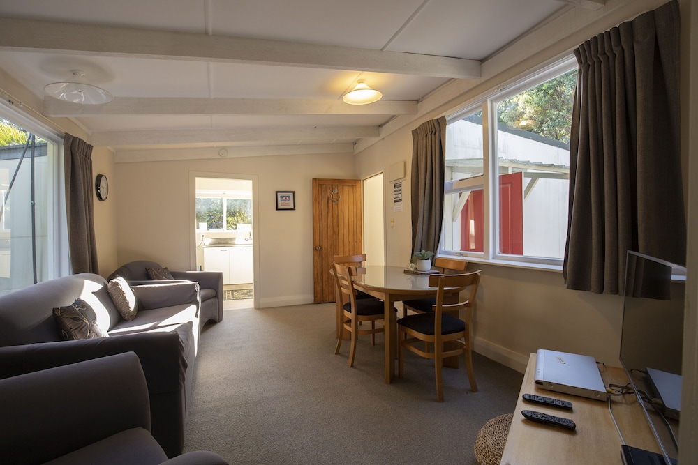 Punakaiki Beachfront Motels