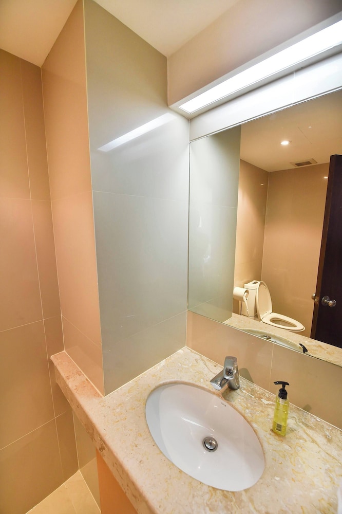 Peaceful and Quiet Apartment on Changklan Road