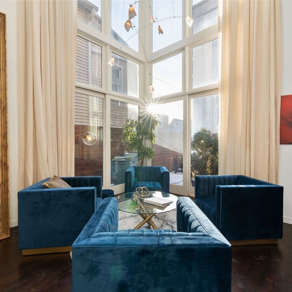 5BR 5BA Architectural Estate-theatre Gym Rooftop
