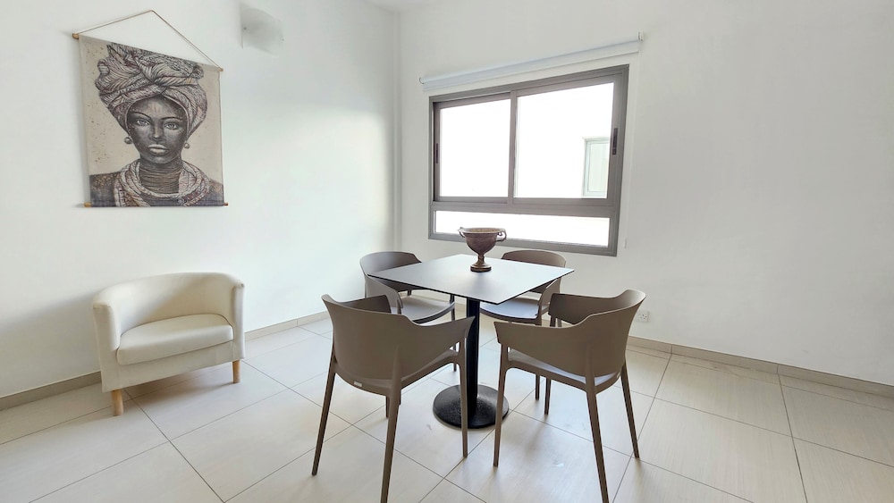 Phaedrus Living Ledras Residences 203