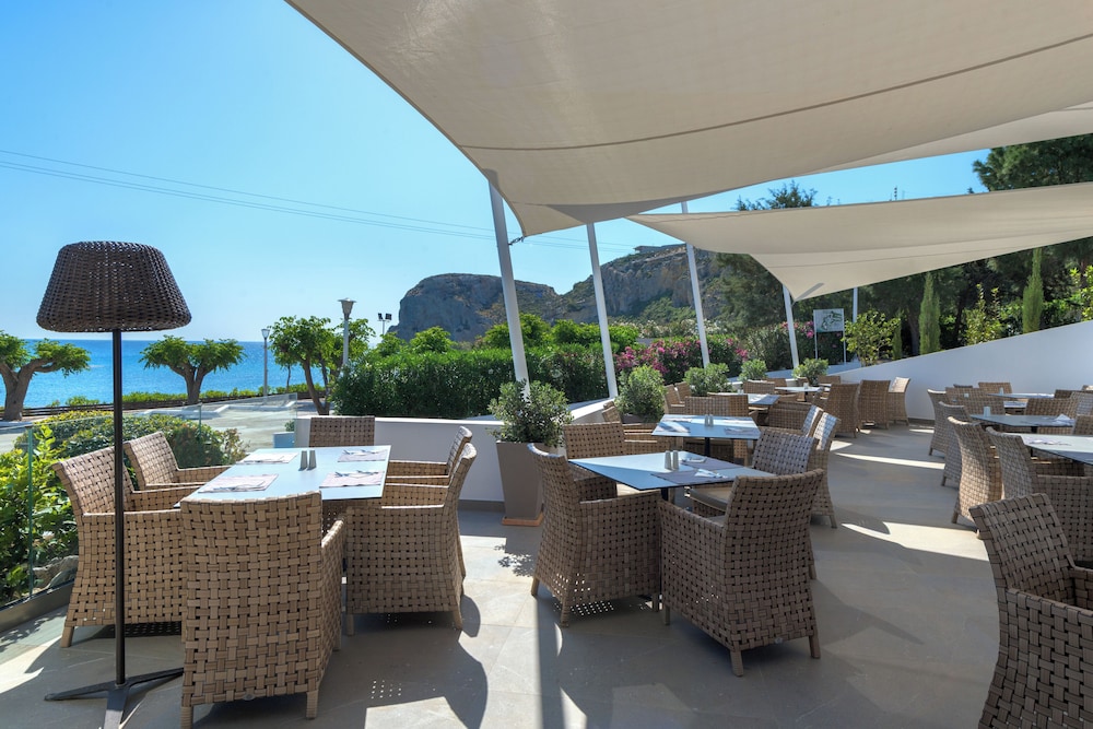 Porto Angeli Beach Resort – All Inclusive