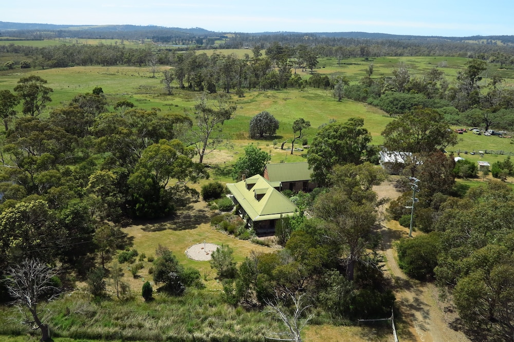 Wind Song Bed & Breakfast