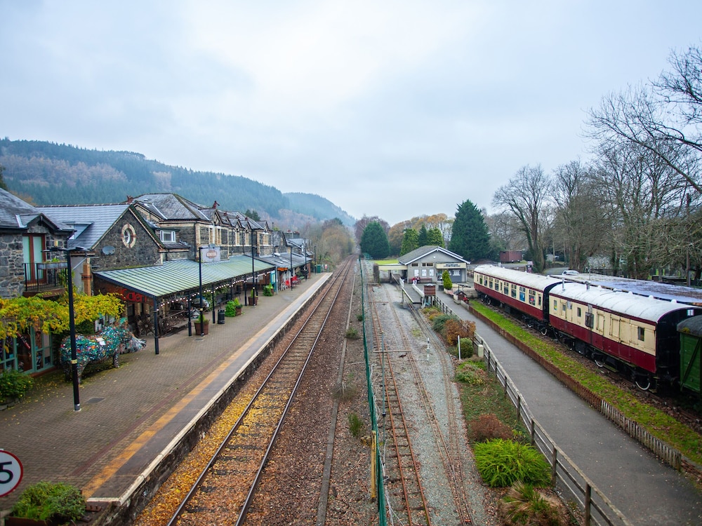 No 1 Railway Cottages