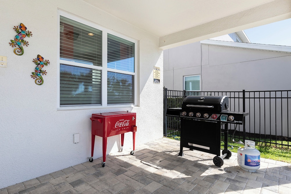 Magic Villa in Kissimmee with Private Pool - Image 3