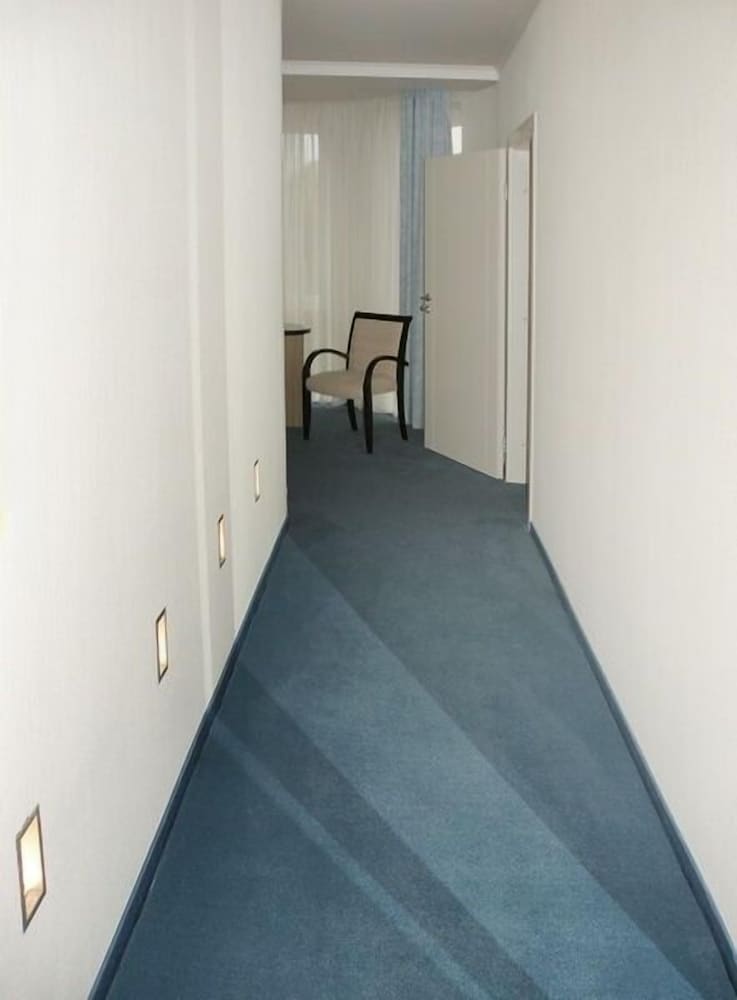 Crystal Hotel