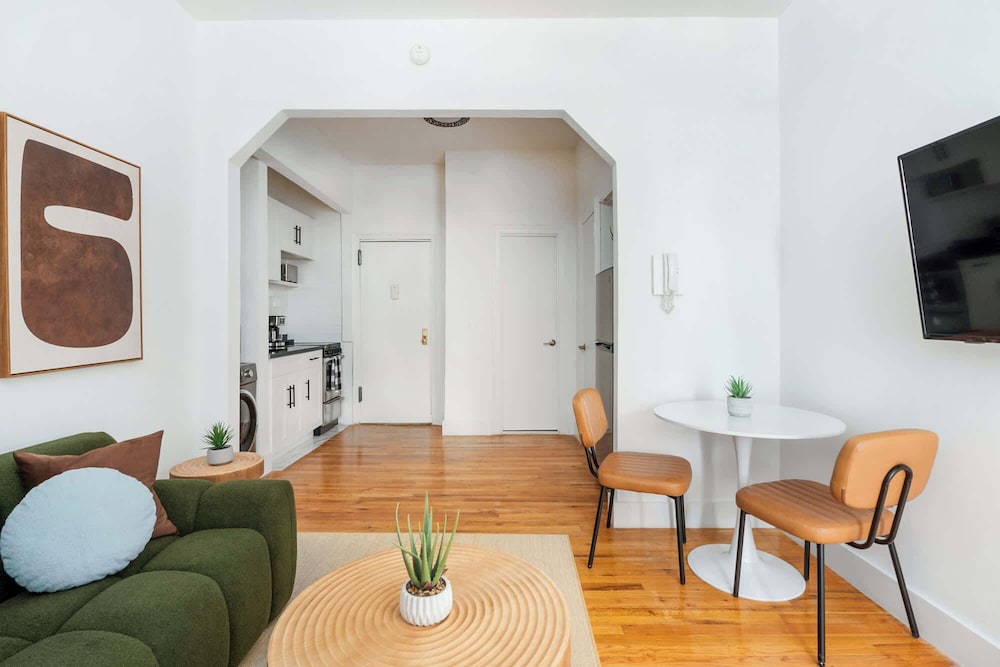 444 Midtown Apartments