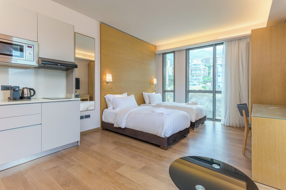 Jounieh Living - Residences by Local Host