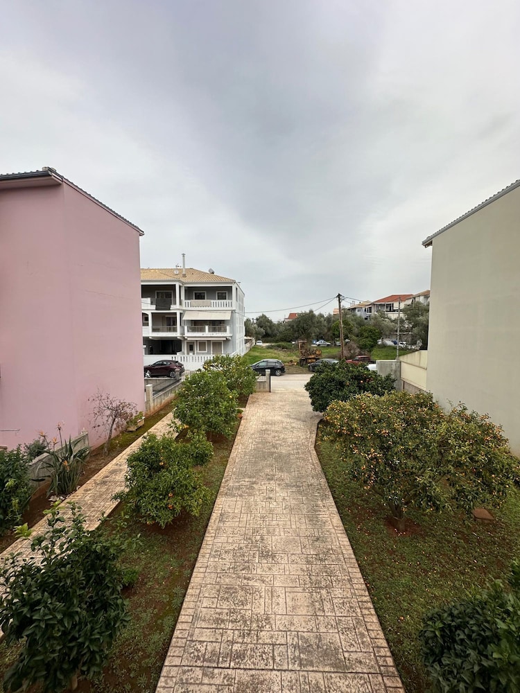 Michael Apartments - Private Parking view 5