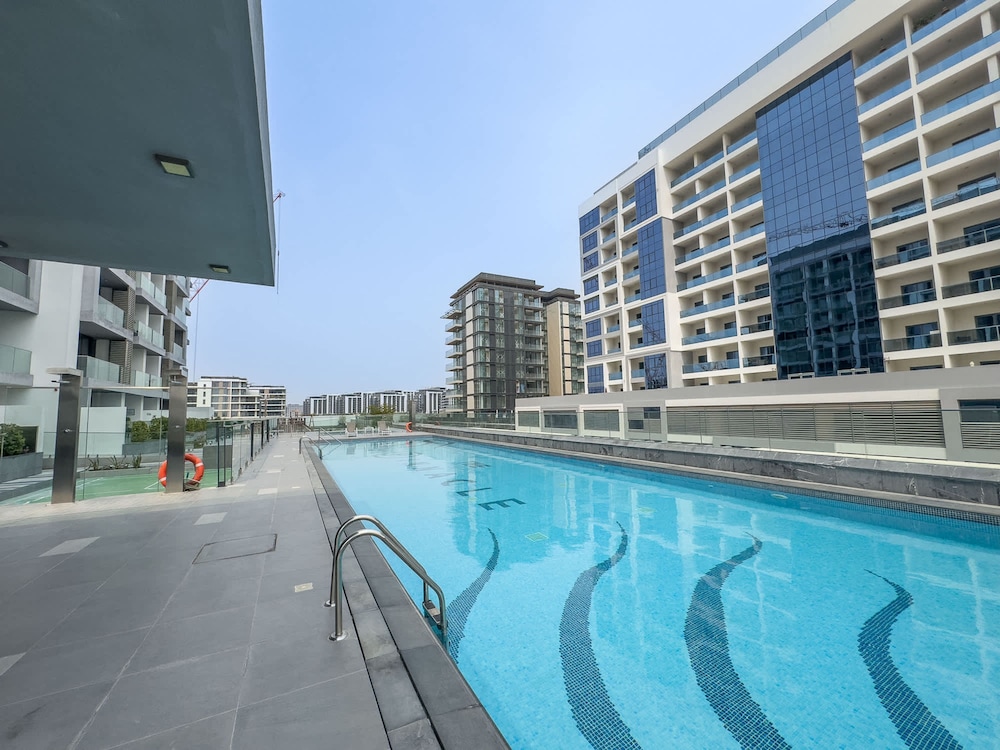 Cool 1-bedroom Apartment at The Pinnacle in Dubai Hills
