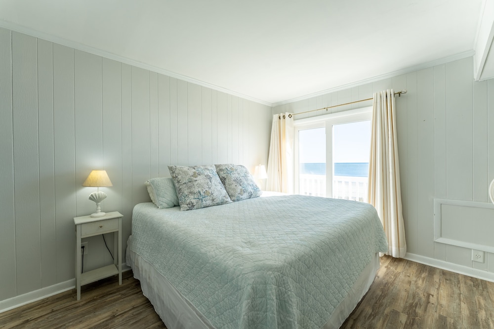 Conway Vacations - Ocean View Condo at Ocean Pier - Property Image 3