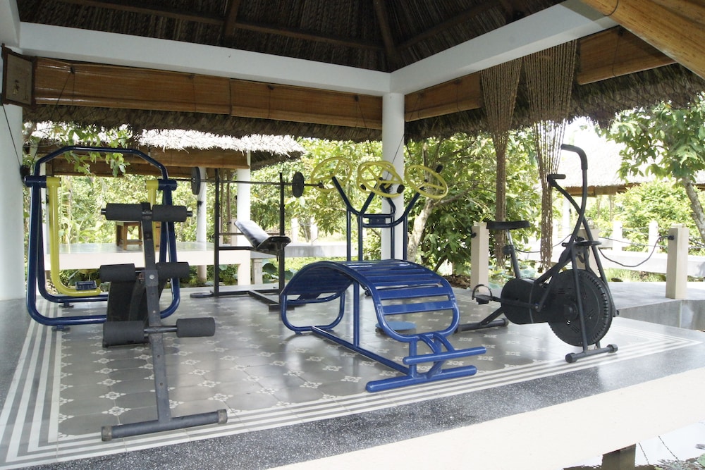 Mekong Riverside Boutique Resort & Spa