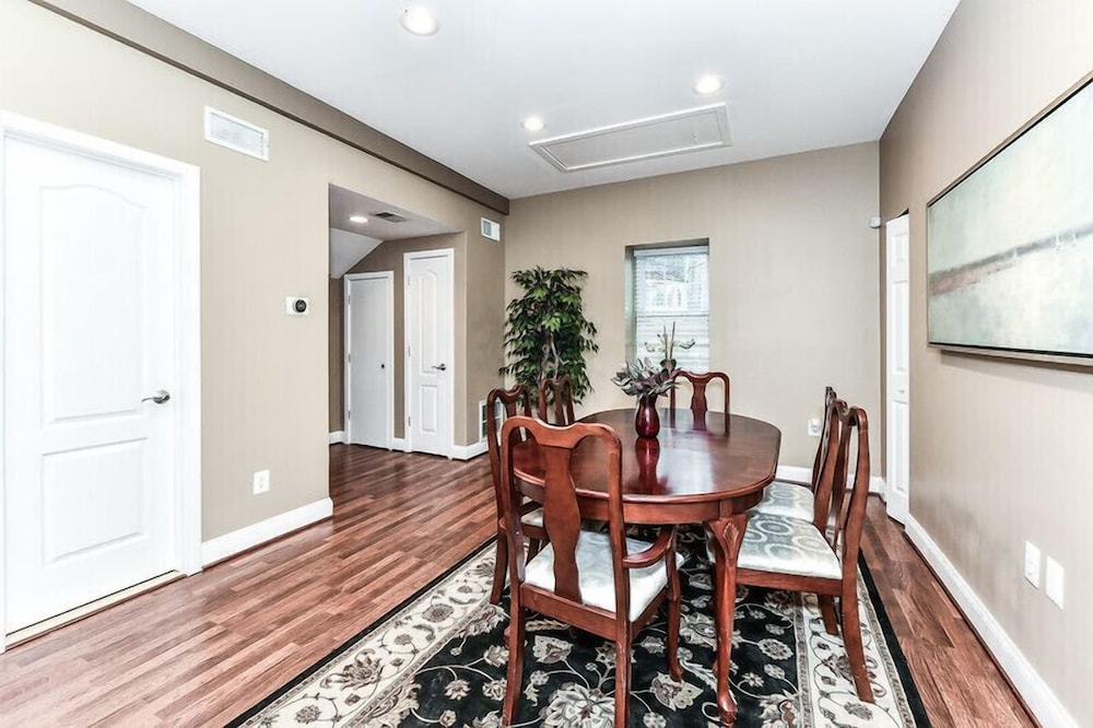 Leesburg Vacations - The Manor at Courtland Farm - Property Image 55