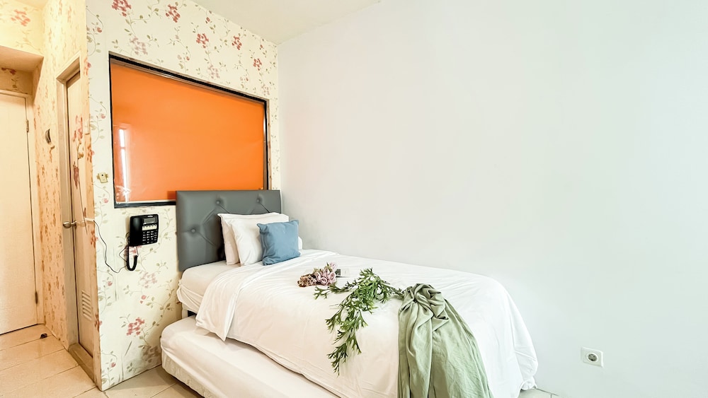 Studio Apartment Near Kebayoran Station At Pakubuwono Terrace