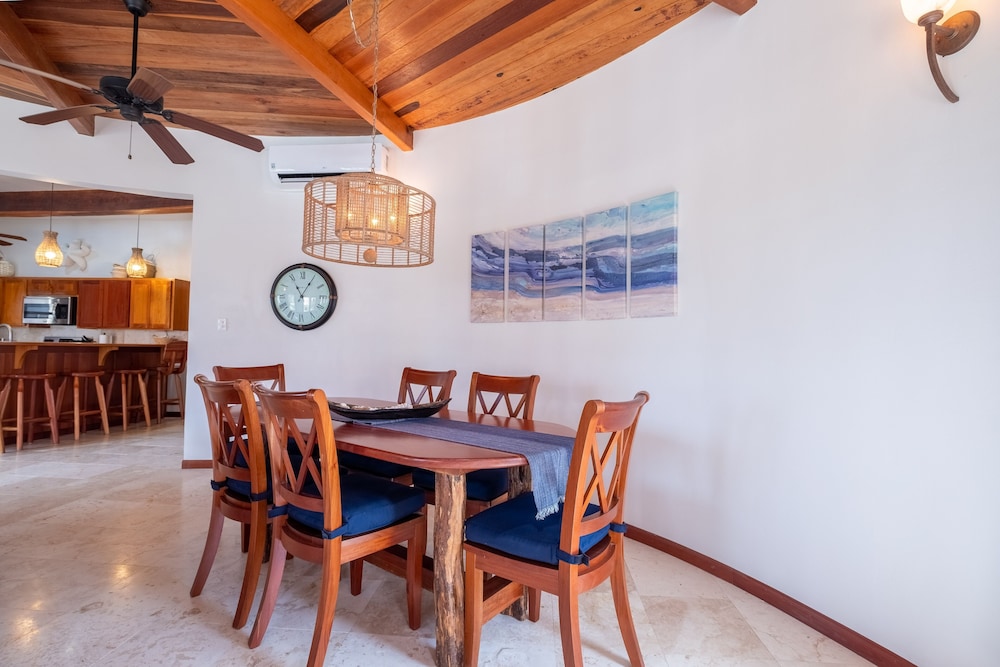 Indigo Belize 2b 3 Bedroom Condo by RedAwning