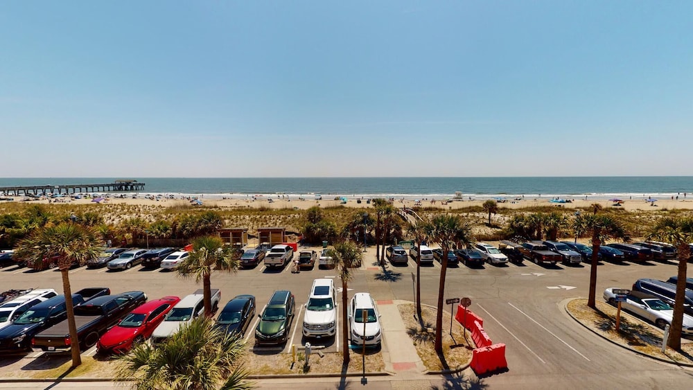 South Beach Ocean E by Tybee Vacation Rentals