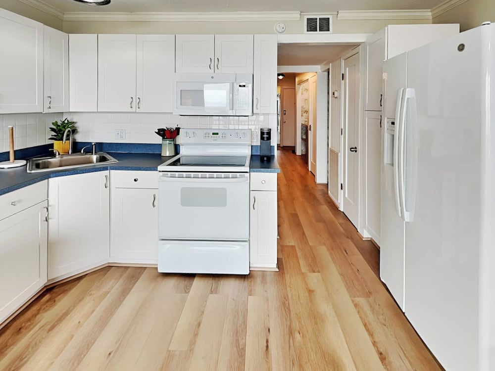 Beach Racquet A218 - Tybee Palms by Tybee Vacation Rentals