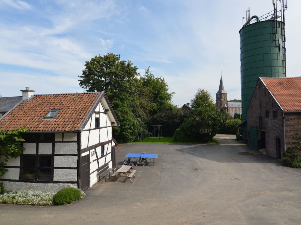 Photo 25