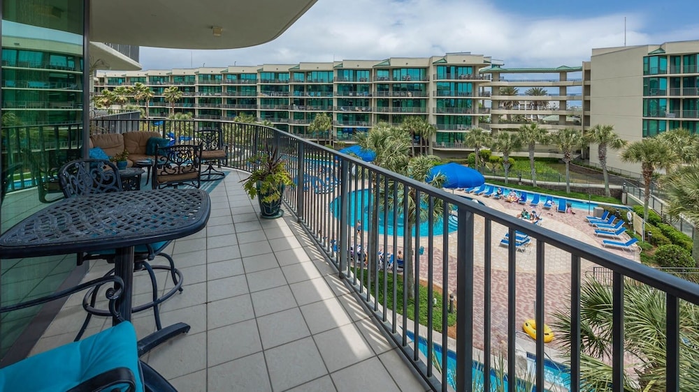 Phoenix On The Bay 1307 3 Bedroom Condo