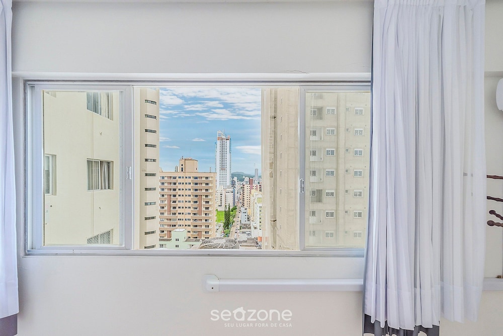 Apartments on the Balneario Camboriu Waterfront - Iptr