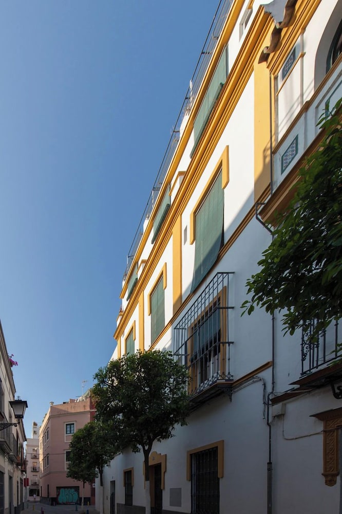 Selecta Apartments Los Venerables view 2
