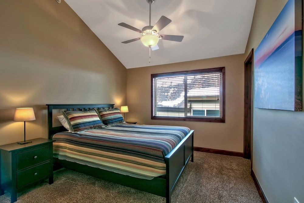 Conifer Chalet 3 Bedroom Condo