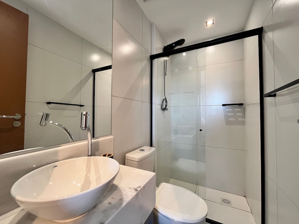 Modern and Fully Equipped Apartments 500m From Barra Beach in Salvador ZBN