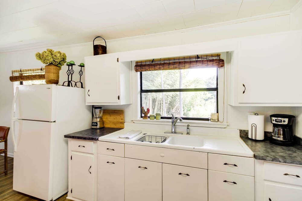 McComb Vacations - Mississippi Vacation Rental w/ River Frontage - Property Image 4