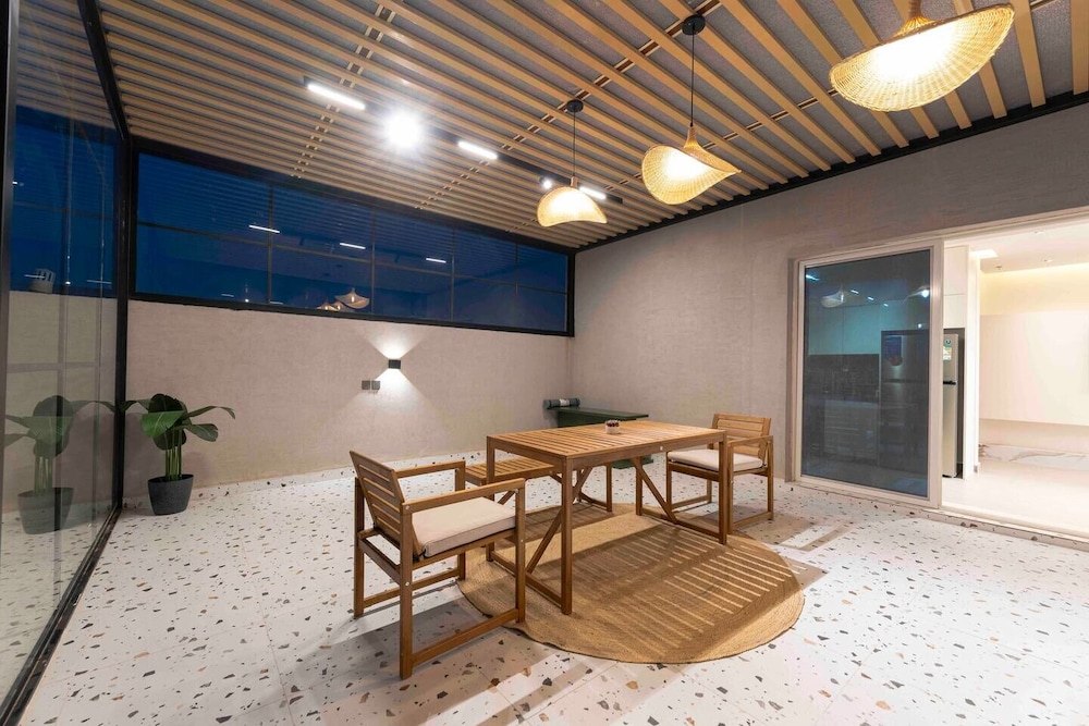 Trendy Apartment in Alwadi