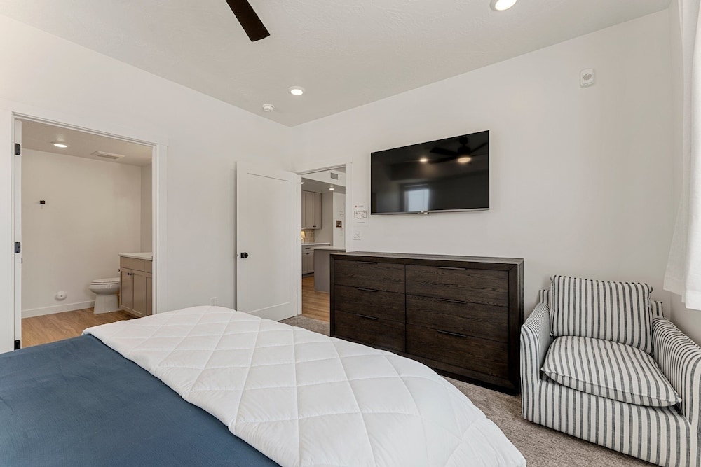 Comfort At Cliff Side 2 Bedroom Condo