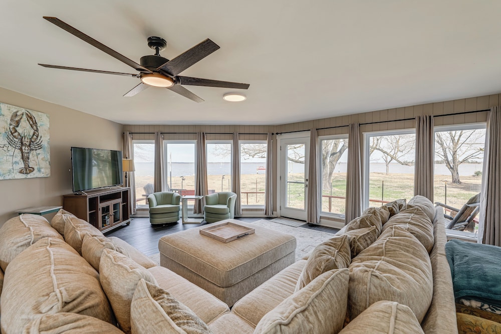 Private Beach & Fishing Pier: Wicomico River House