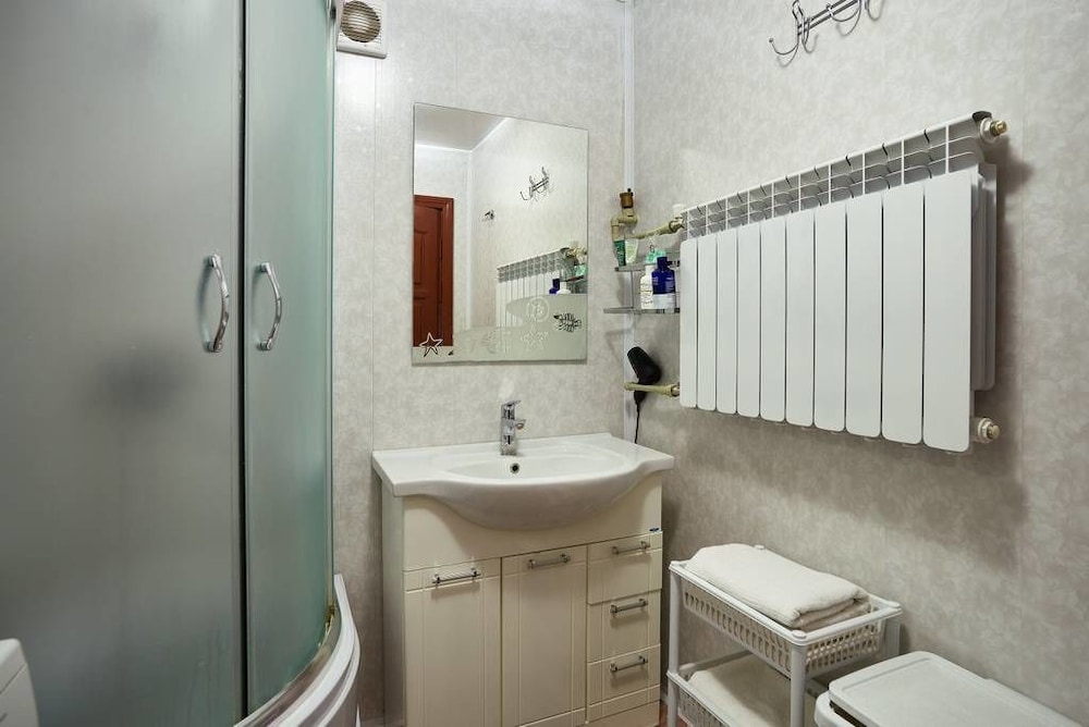 Boryspil Airport Sleep&Fly GuestHouse