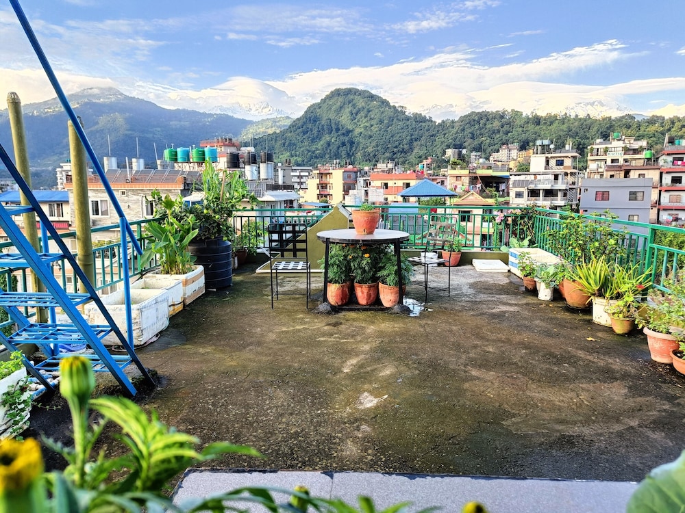 R&R Guest House