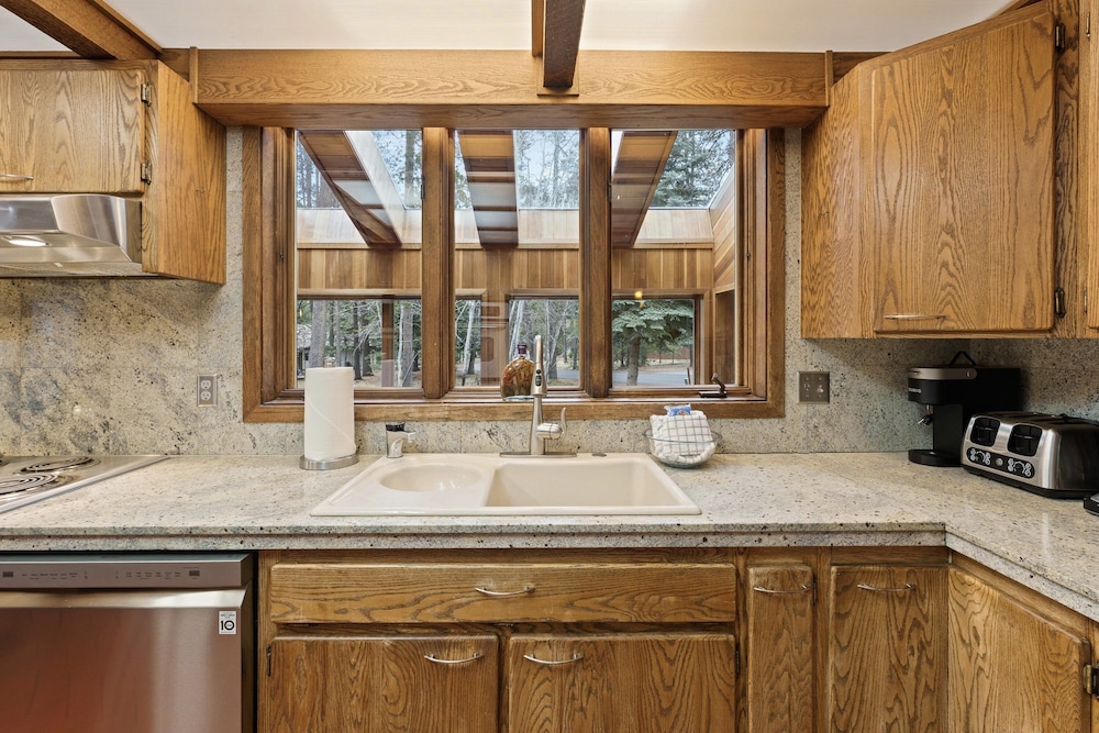 Poplar 35 5 Bedroom Home