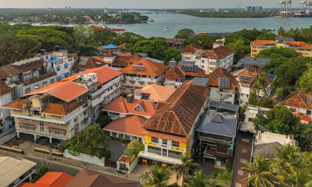 The Hosteller Fort Kochi, Ocean Edge