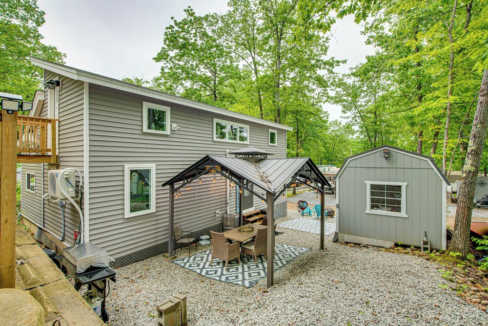 Walk to Lake Beaches: Cabin w/ Patio in Belmont!