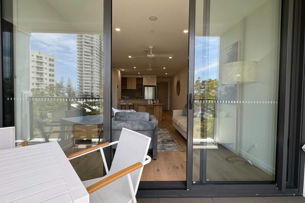 Beautiful 2BR Near the Beach With Pool & Parking!