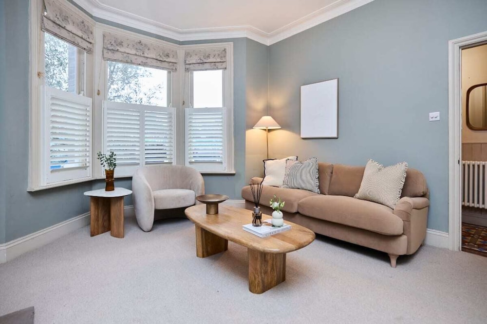 The Harlesden Haven - Stunning 4bdr With Garden