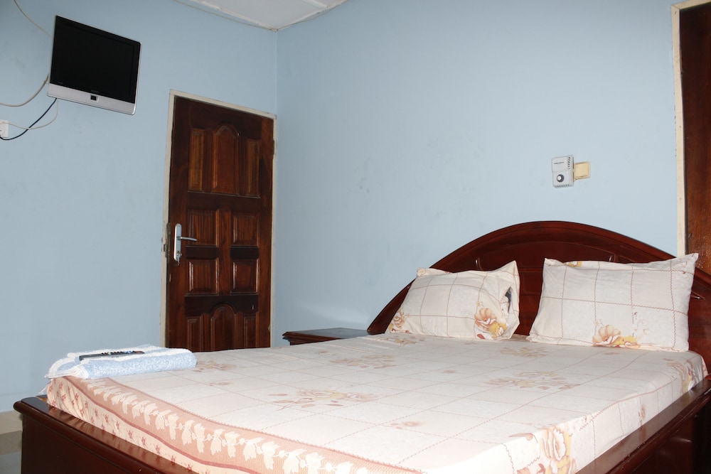Adinkra Lodge